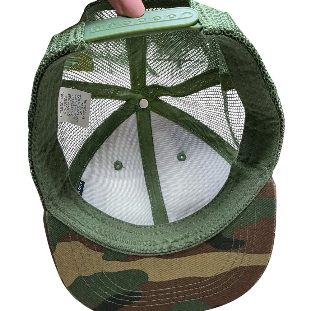 Decky hat boys